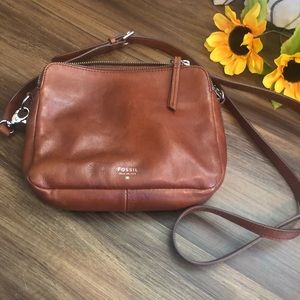 Fossil Leather Crossbody purse(lowest price)